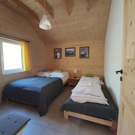 Podbucznik 3 Leskowiec בקתה